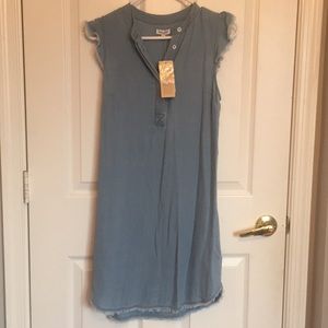 Splendid  Fray Chambray Denim Shirt Dress